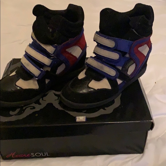 High top - Picture 2 of 2